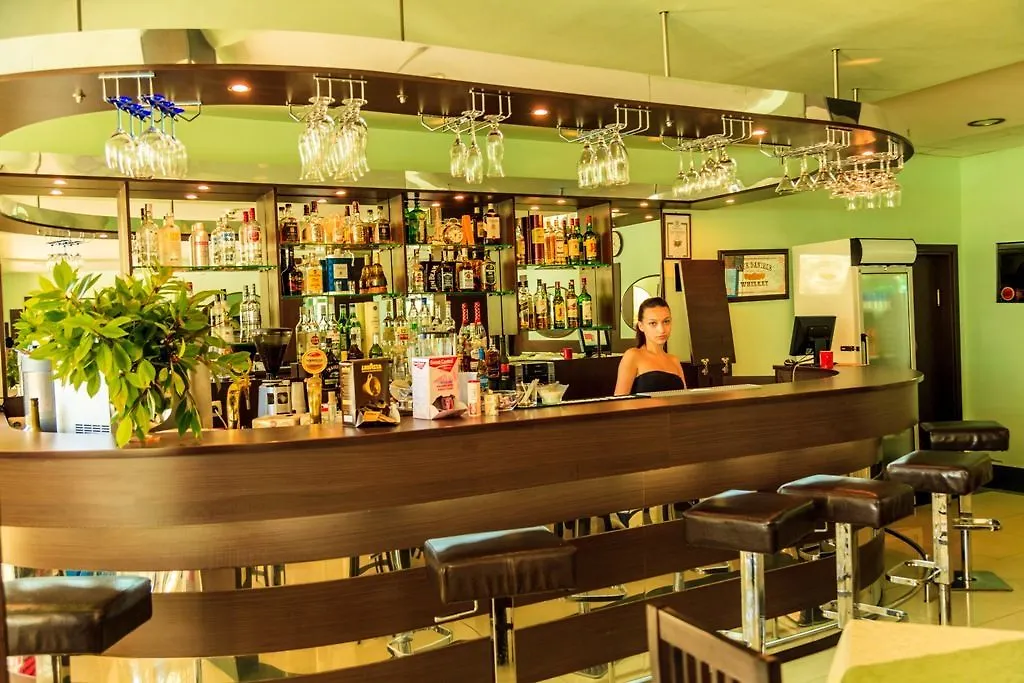 Hotel Boomerang - Sluneční pobřeží 3*,